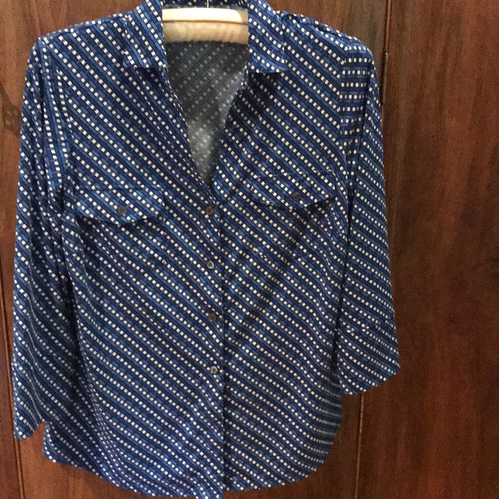 J McLaughlin top